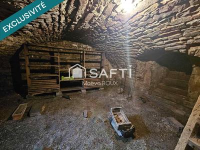 Maison - 233 m² - 6 pièces