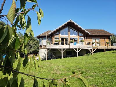 Châlet - 134 m² - 5 pièces