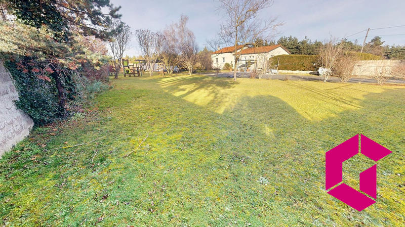 Maison traditionnelle - 243 m² - 5 pièces