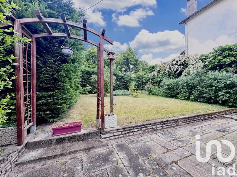 Maison - 90 m² - 5 pièces