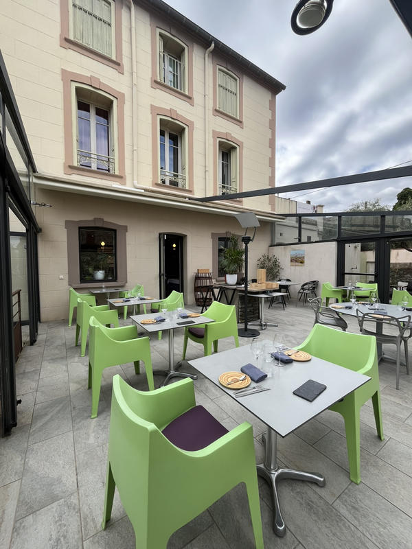 Propriété - 363 m² - 12 pièces