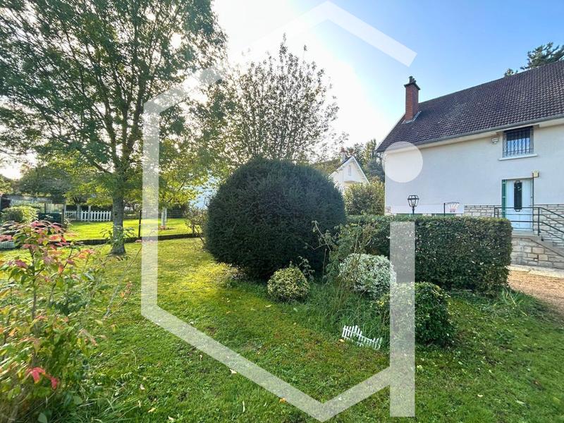 Maison - 159 m² - 6 pièces