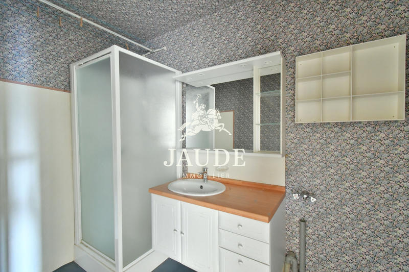 Appartement - 106 m² - 6 pièces