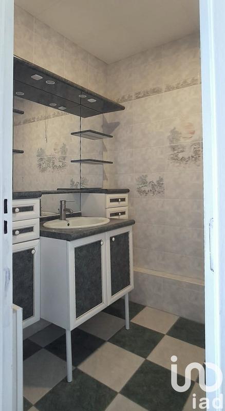 Appartement - 80 m² - 4 pièces