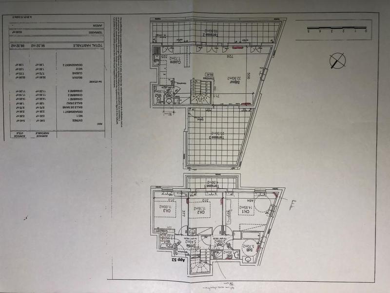 Appartement - 100 m² - 4 pièces