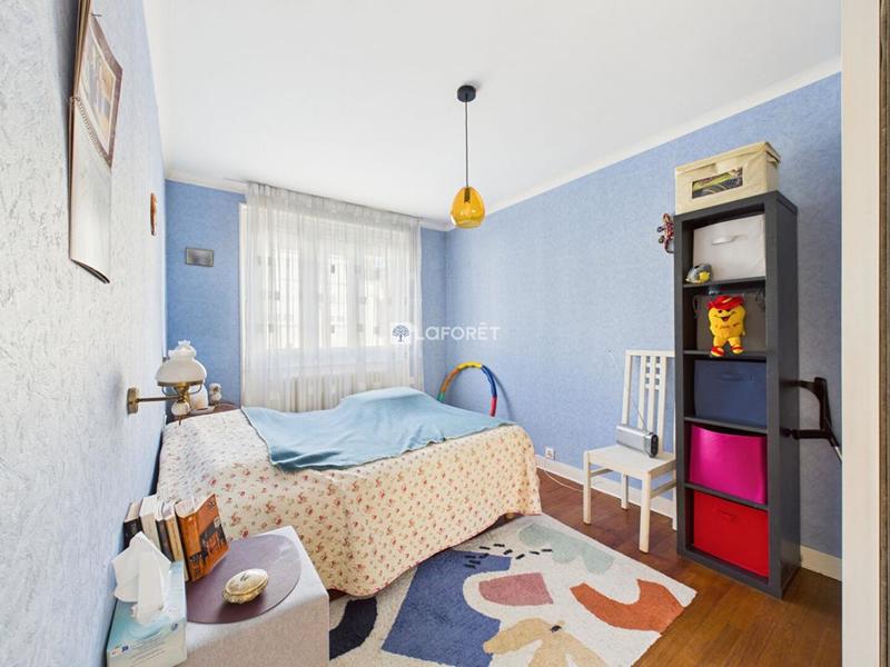 Maison - 93 m² - 5 pièces