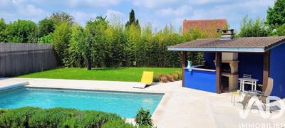 Maison - 185 m² - 8 pièces