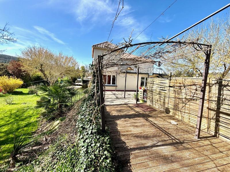 Fonds de commerce - 205 m²