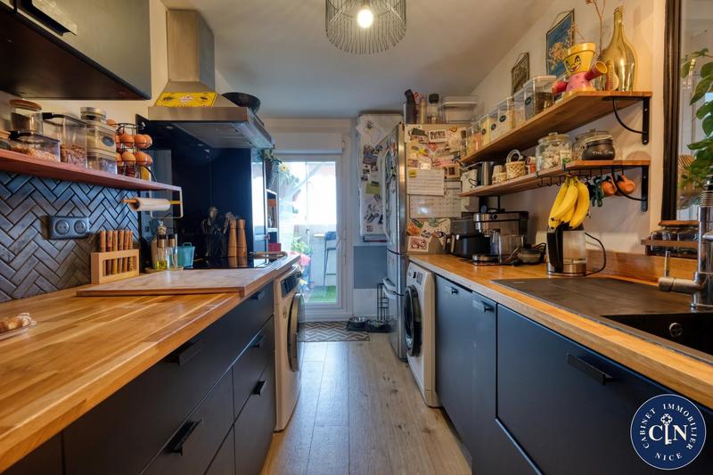 Appartement - 77 m² - 4 pièces