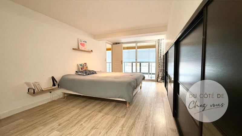 Loft - 148 m² - 5 pièces