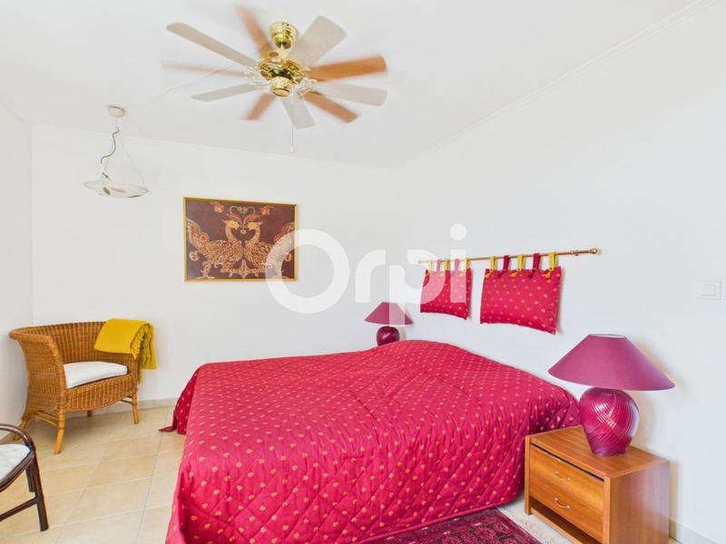 Villa - 200 m² - 5 pièces