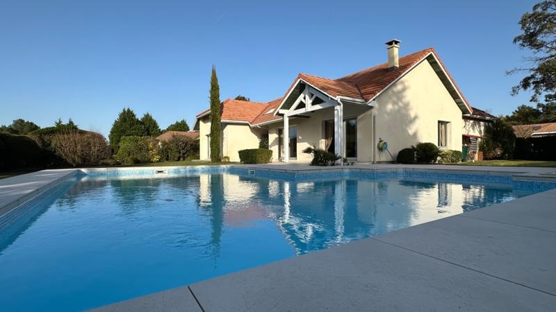 Villa - 166 m² - 5 pièces