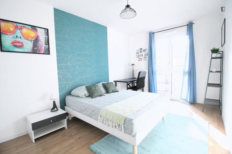 Chambre - 15 m² - 4 pièces