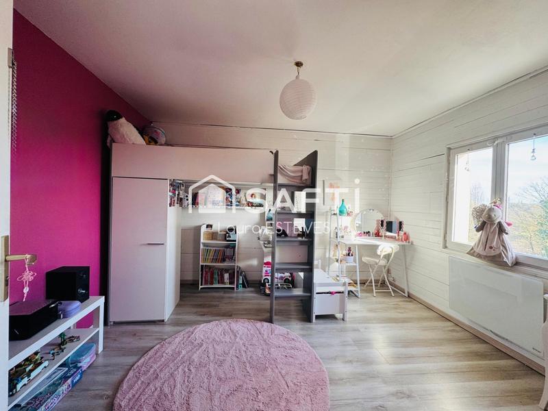 Maison - 90 m² - 5 pièces