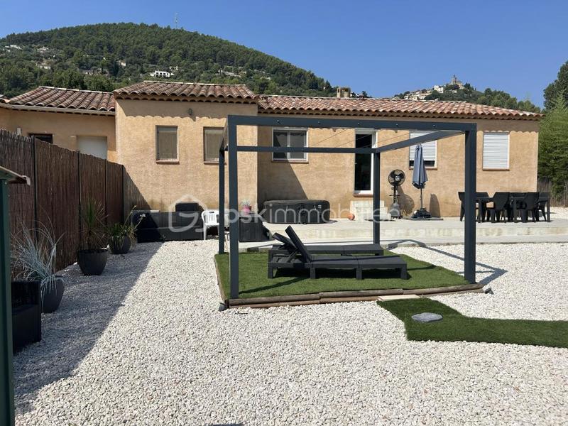 Maison - 83 m² - 5 pièces