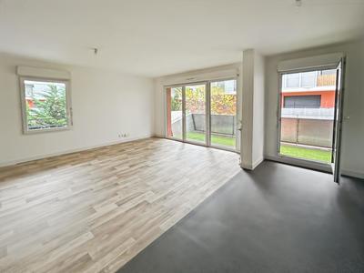 Appartement - 80 m² - 4 pièces