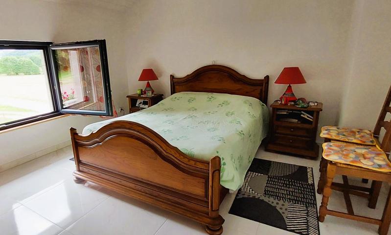 Demeure - 210 m² - 6 pièces