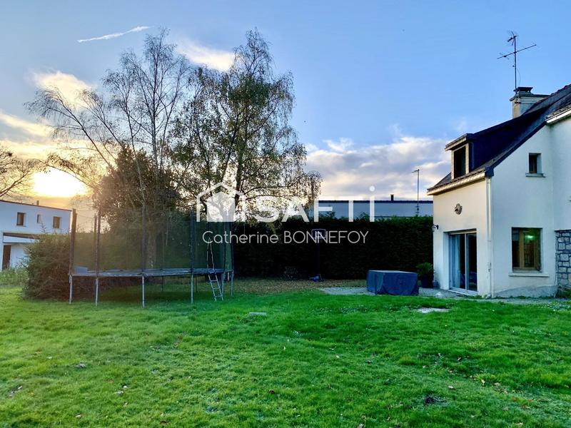 Maison - 190 m² - 11 pièces