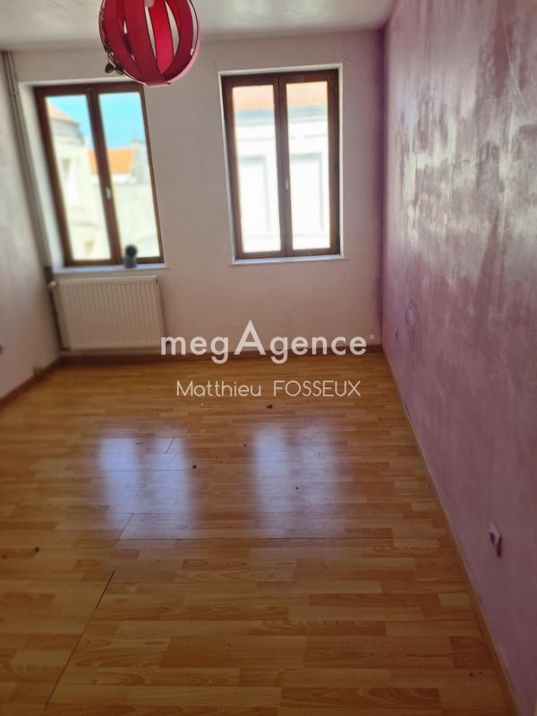 Maison - 93 m² - 5 pièces