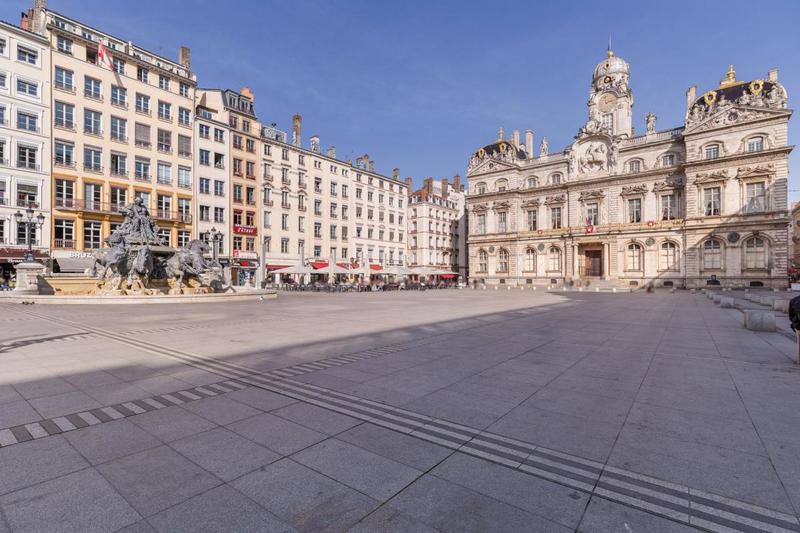 Appartement - 66 m² - 2 pièces