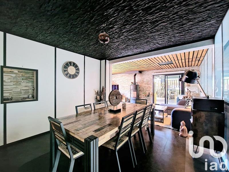 Maison - 183 m² - 7 pièces