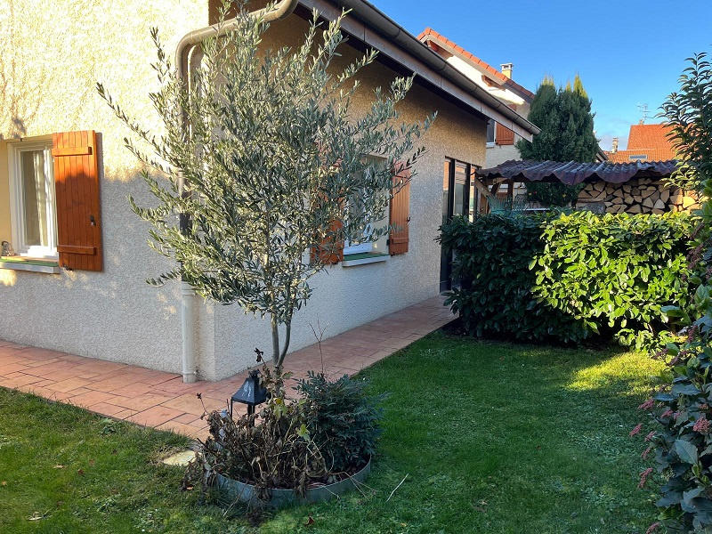Maison - 120 m² - 5 pièces