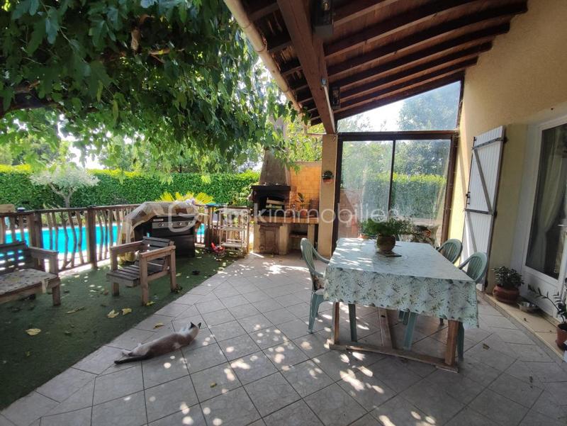 Maison - 96 m² - 5 pièces