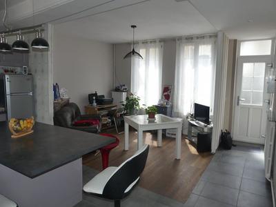 Maison - 88 m² - 5 pièces