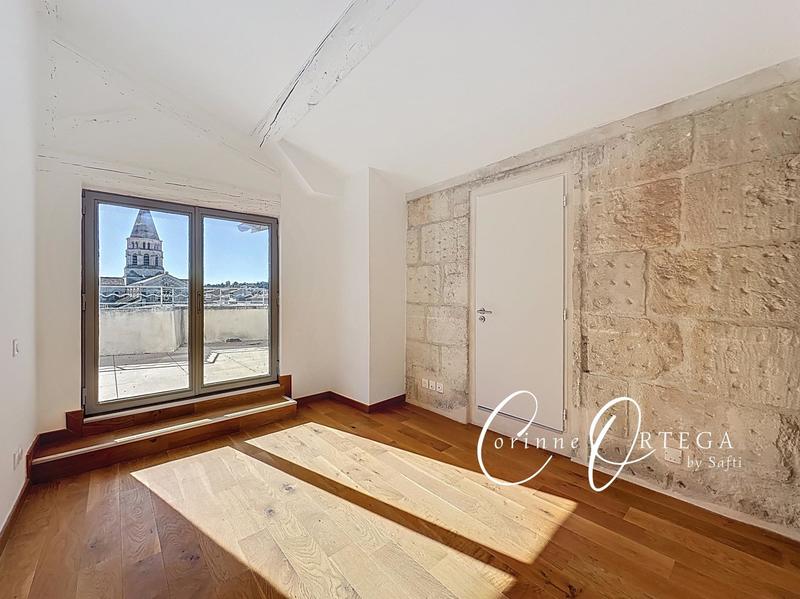 Appartement - 95 m² - 4 pièces