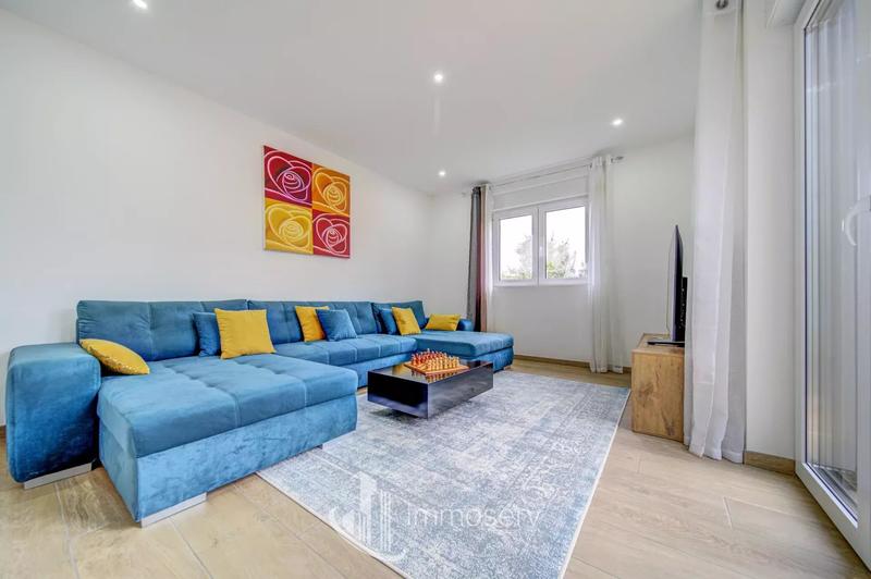 Maison - 149 m² - 6 pièces