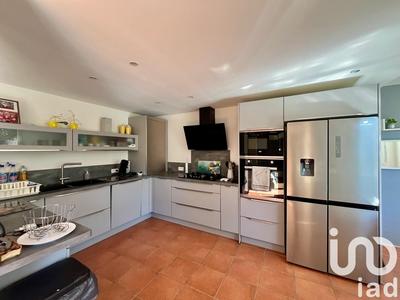 Maison - 122 m² - 5 pièces