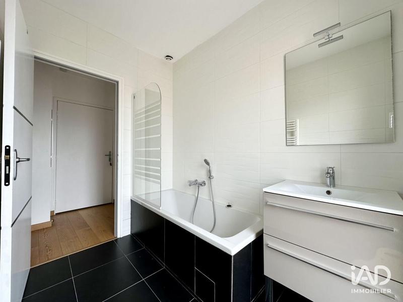 Appartement - 92 m² - 4 pièces