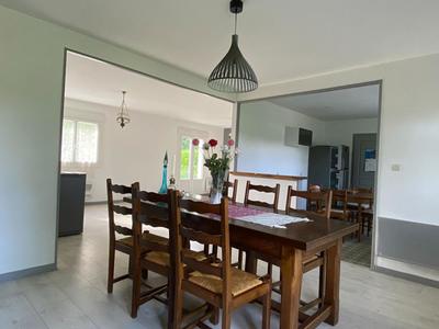 Maison - 80 m² - 5 pièces