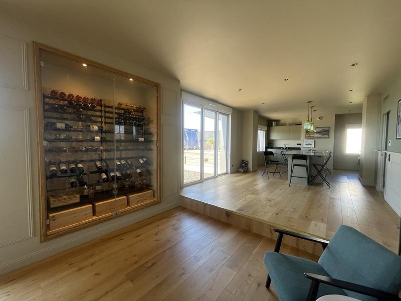 Appartement - 162 m² - 5 pièces