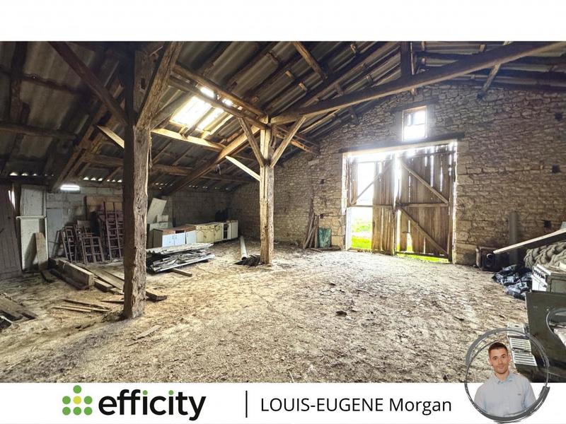 Maison - 593 m² - 10 pièces