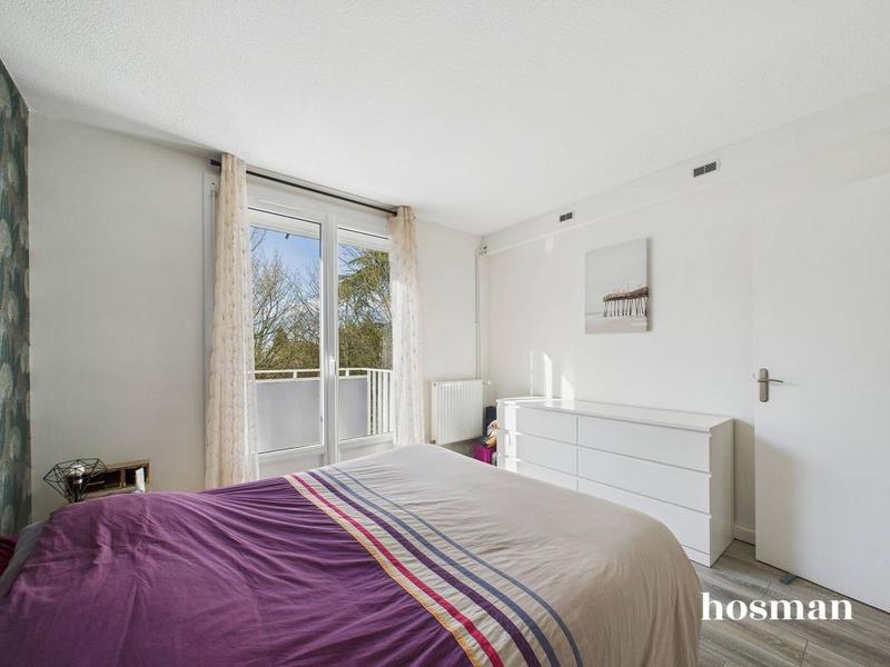 Appartement - 80 m² - 4 pièces