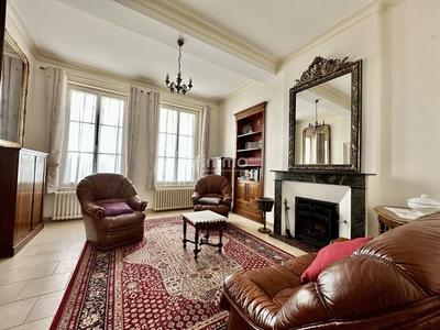 Maison de ville - 160 m² - 7 pièces