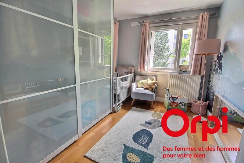 Appartement - 91 m² - 5 pièces