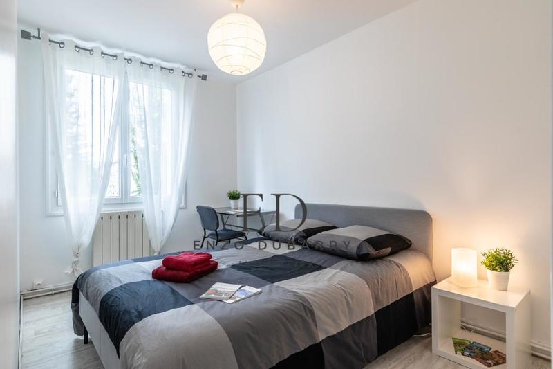 Appartement - 64 m² - 4 pièces