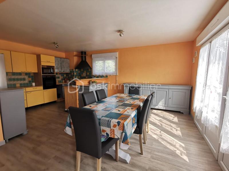 Maison - 121 m² - 5 pièces