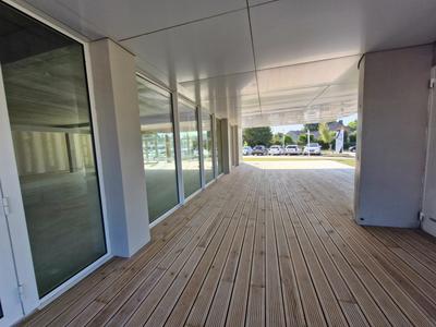 Local commercial - 170 m²