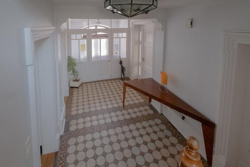 Maison - 500 m² - 9 pièces