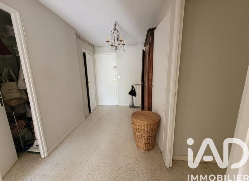 Appartement - 82 m² - 3 pièces