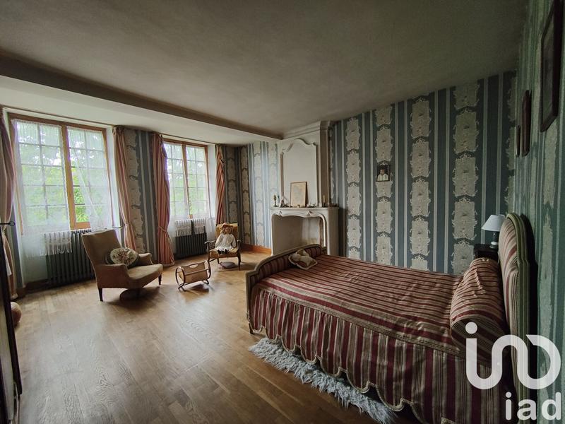 Maison - 292 m² - 20 pièces