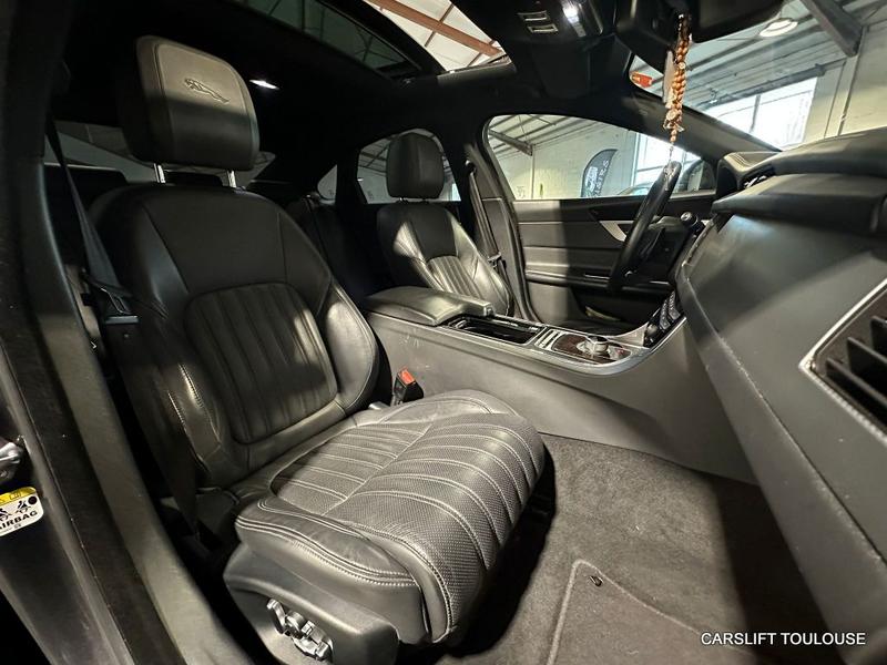 Jaguar Xf 2.0d 180Cv Prestige- Cuir- Boite Auto - Toit Ouvrant