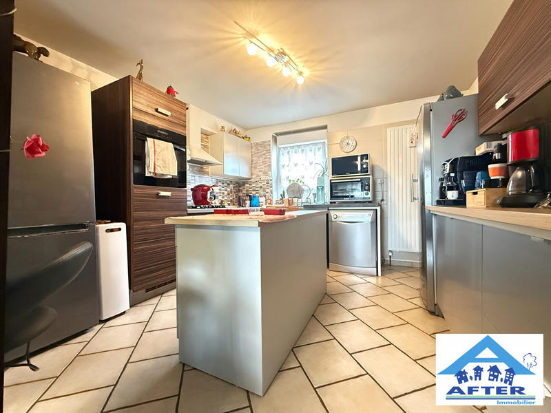 Maison - 110 m² - 4 pièces