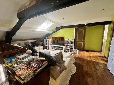 Appartement - 135 m² - 7 pièces