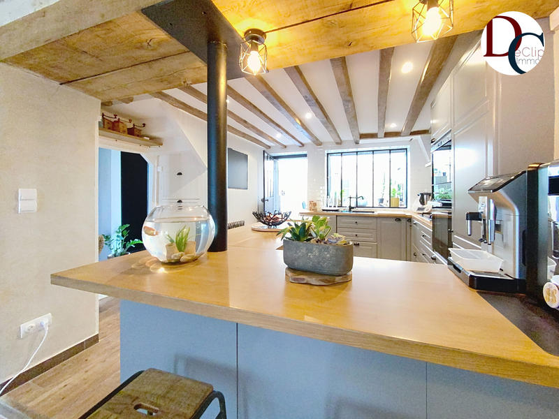 Maison - 163 m² - 7 pièces