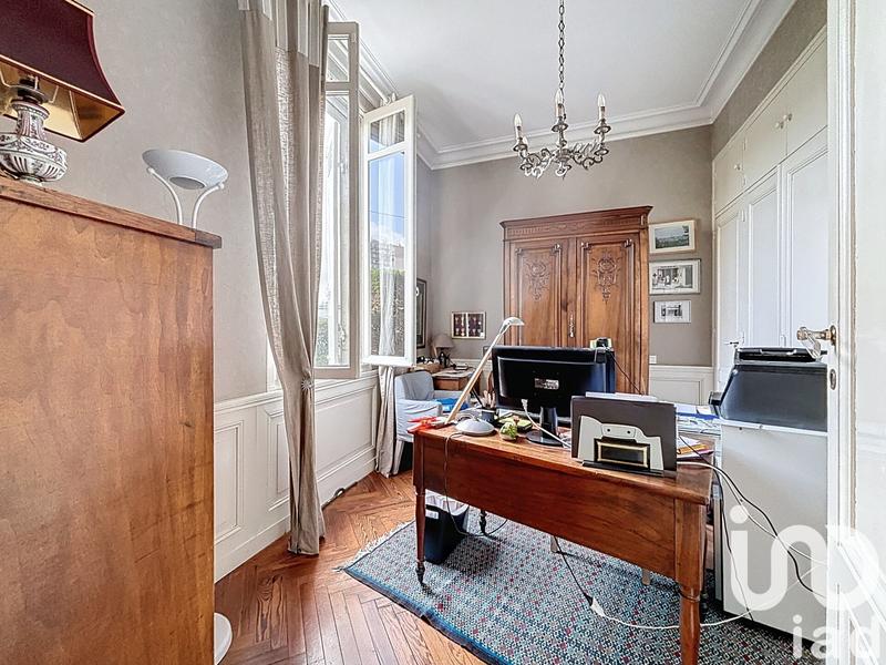 Maison - 183 m² - 6 pièces