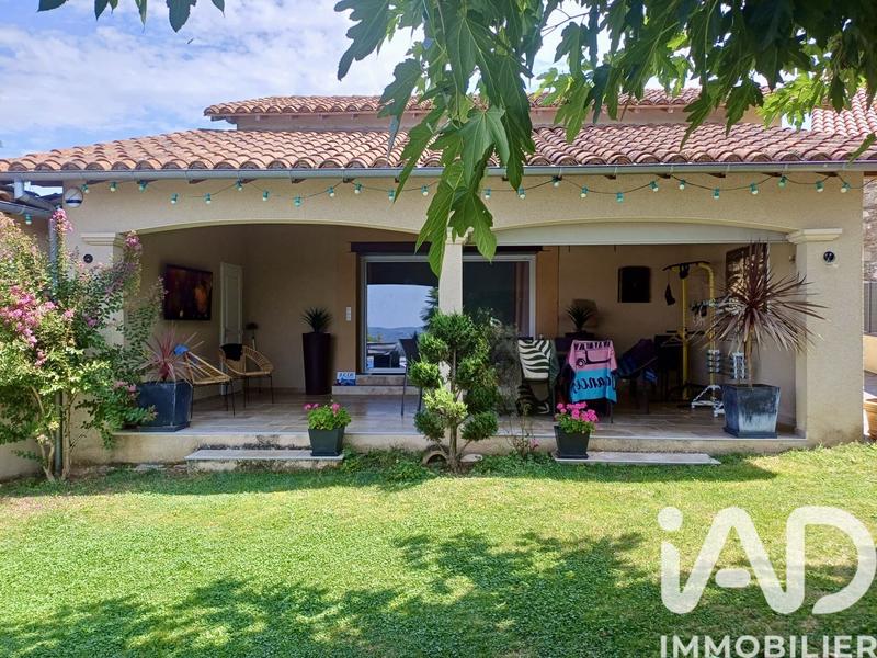 Maison - 181 m² - 5 pièces